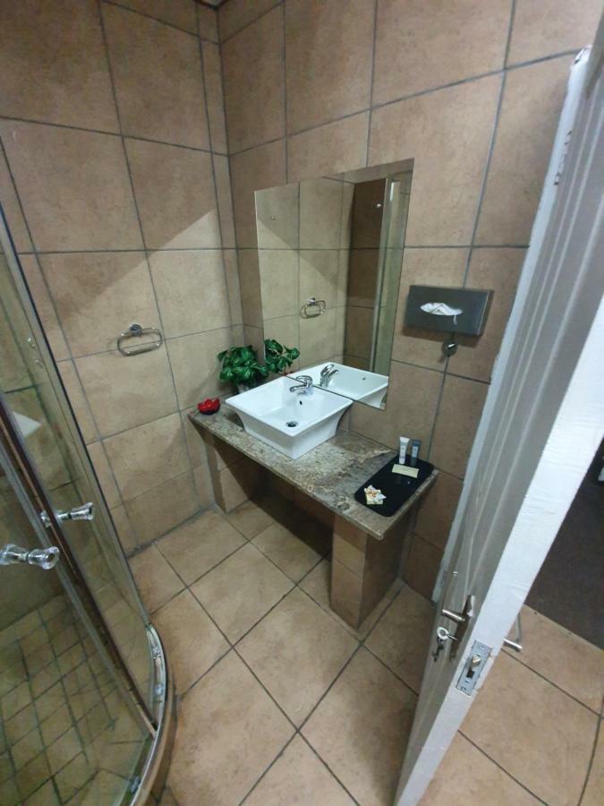 Leach Lodge Kuruman Eksteriør bilde