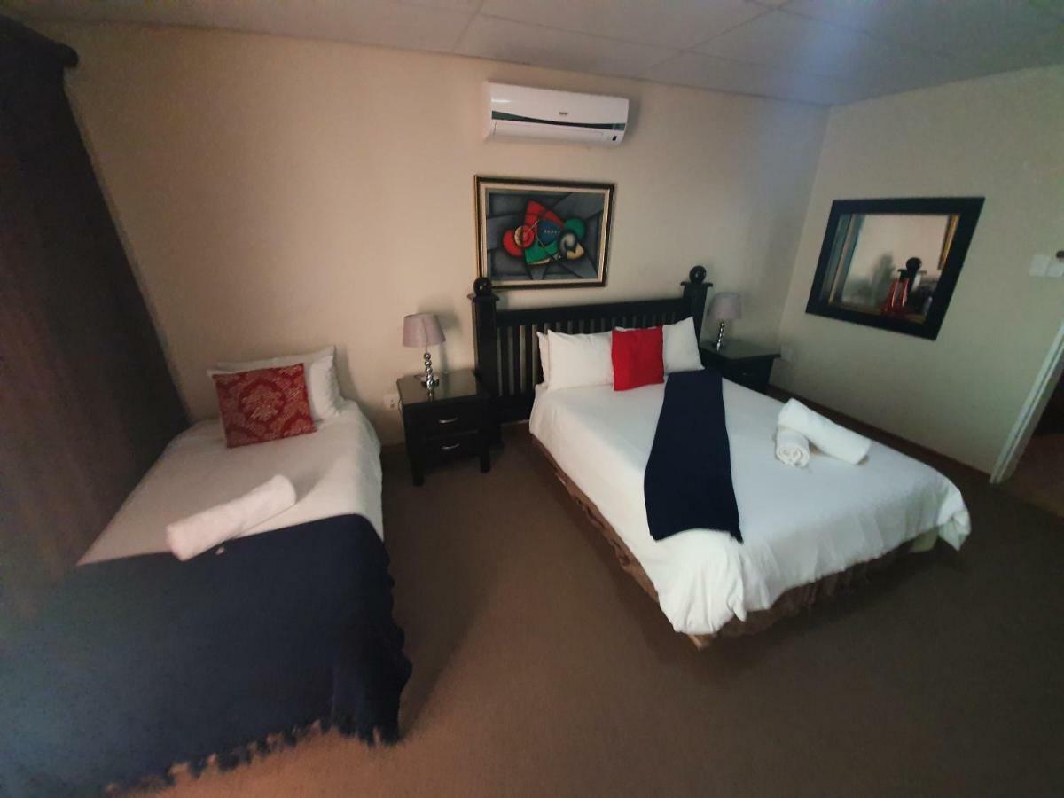 Leach Lodge Kuruman Eksteriør bilde